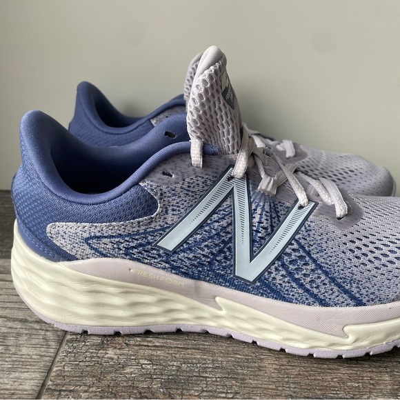 New Balance Women Fresh Foam Evare Running Shoe in Purple size 9.5 - Picture 7 of 11